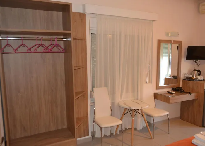 Hotel Lefka Ori - Chania (Crete)